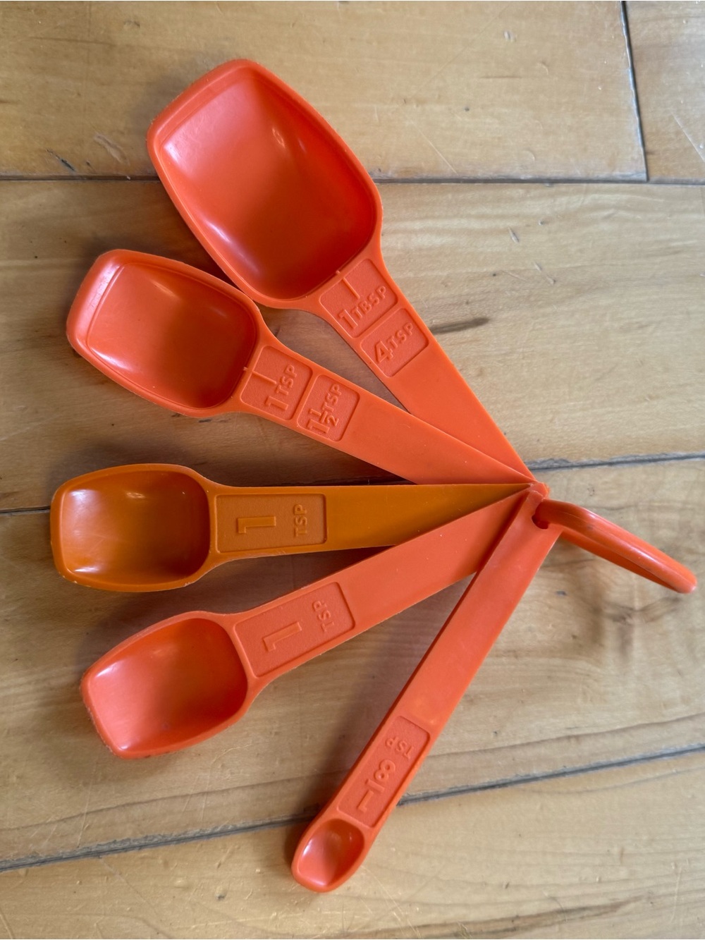 Tupperware Measuring Spoons